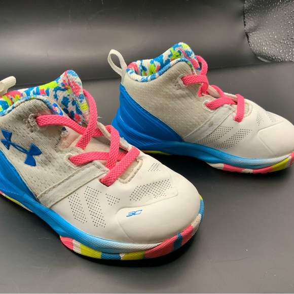 Under Armour Kids Colorful Sneakers Size 5 K Pink Laces White Blue Yellow - Picture 3 of 10